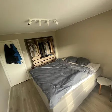 Apartment Close To The Ons *